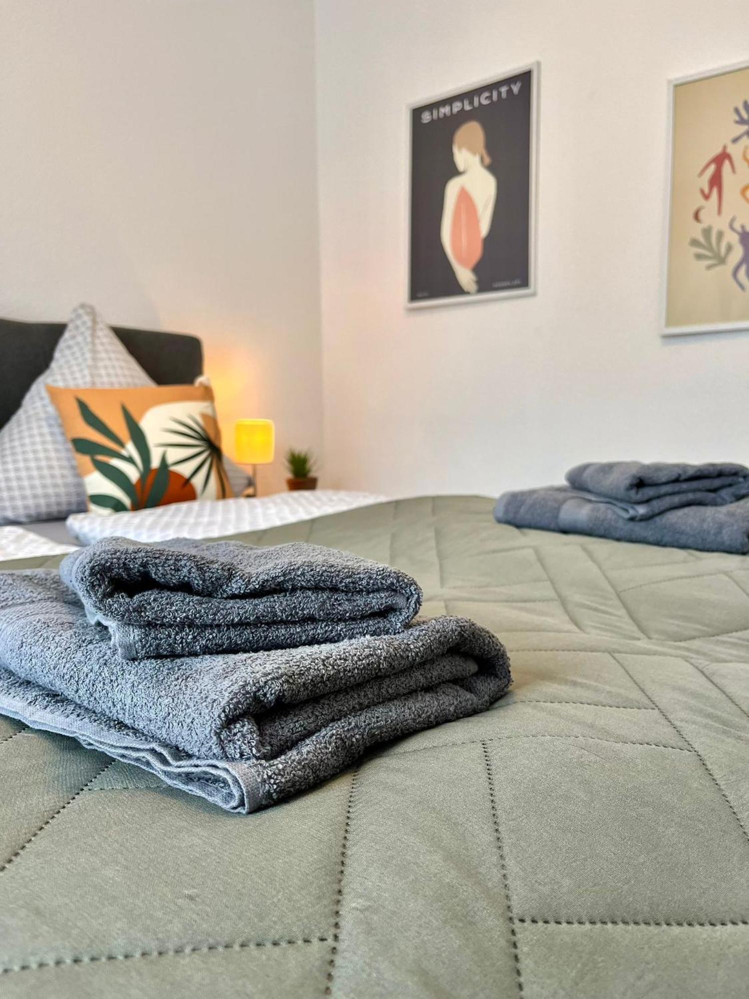 Ferienwohnung Bloom 贝恩卡斯特尔-屈斯 外观 照片